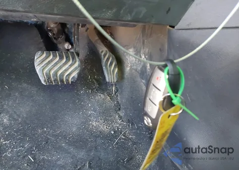 2021 Nissan Kicks S Xtronic Cvt z USA, uszkodzony, nr VIN 3N1CP5BV0ML525022